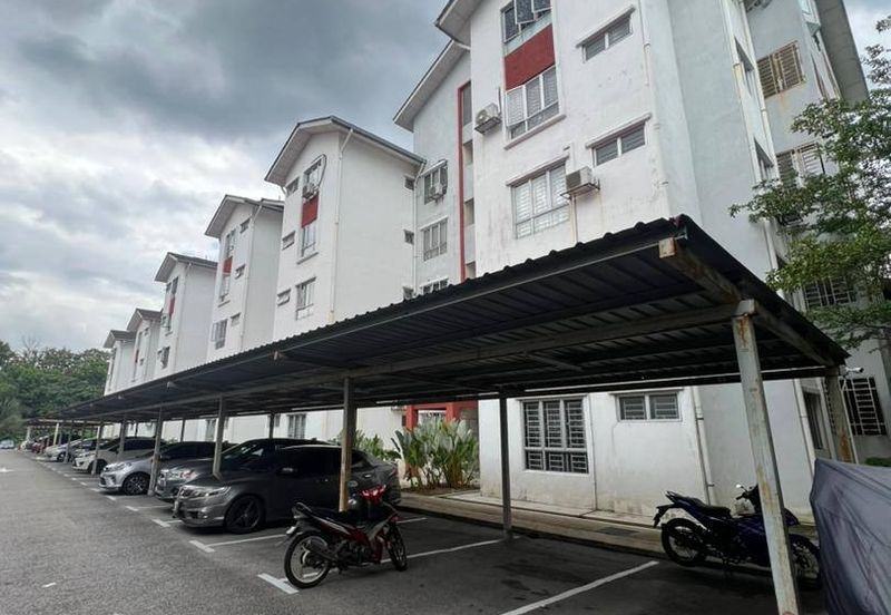 Danau Seri Apartments