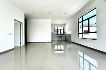 Townhouse Upper Floor Eco Grandeur Co-Home Regent Garden, Bandar Puncak Alam