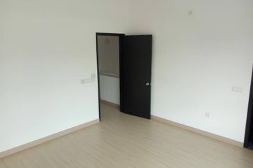 Double Storey Kyra 1 Bandar Bukit Raja, Klang For Sale!!!