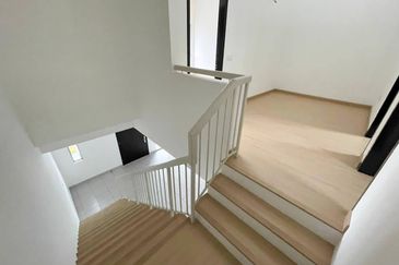 Double Storey Kyra 1 Bandar Bukit Raja, Klang For Sale!!!