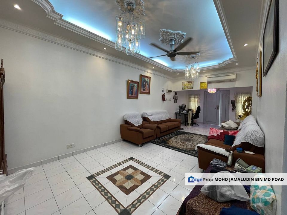 Extended Renovated Single Storey At Taman Maznah Klang , Selangor, Klang