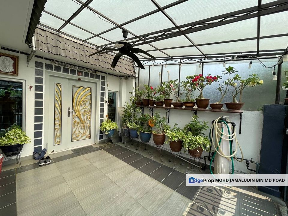 Extended Renovated Single Storey At Taman Maznah Klang , Selangor, Klang