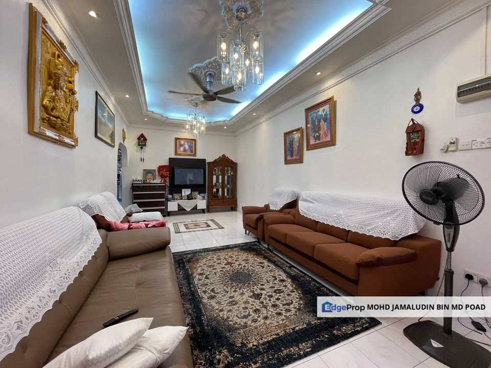 Extended Renovated Single Storey At Taman Maznah Klang , Selangor, Klang