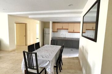 Impiana on the Waterfront