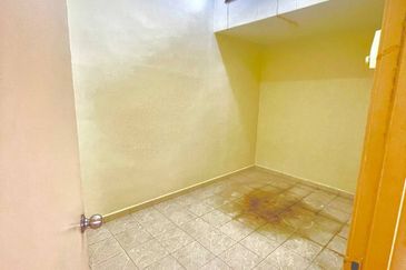 SEMI D CLUSTER, JLN 21, TMN DESA PUTERI, BAHAU