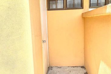 SEMI D CLUSTER, JLN 21, TMN DESA PUTERI, BAHAU