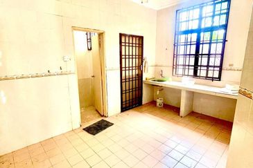 SEMI D CLUSTER, JLN 21, TMN DESA PUTERI, BAHAU