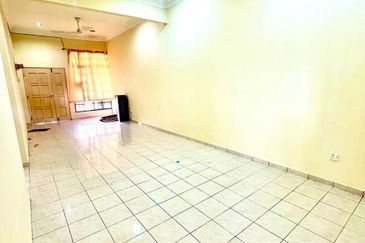 SEMI D CLUSTER, JLN 21, TMN DESA PUTERI, BAHAU