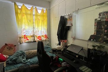 Bandar Sunway Low Cost Flat 7/15