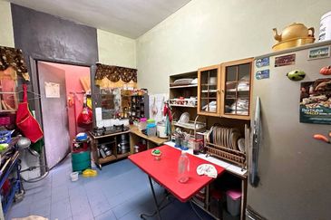 Ruby Apartment Seksyen U5 Subang Bestari, Shah Alam