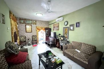 Ruby Apartment Seksyen U5 Subang Bestari, Shah Alam