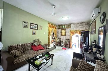 Ruby Apartment Seksyen U5 Subang Bestari, Shah Alam