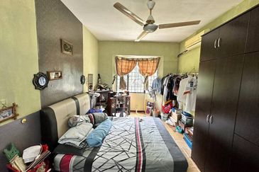 Ruby Apartment Seksyen U5 Subang Bestari, Shah Alam