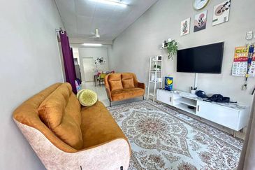 Single Storey Terrace Felicia Bandar Putera 2, Klang FOR SALE!