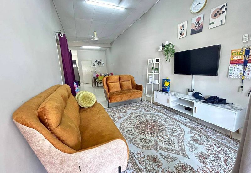 Single Storey Terrace Felicia Bandar Putera 2, Klang FOR SALE!