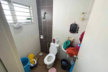 Single Storey Terrace Felicia Bandar Putera 2, Klang FOR SALE!