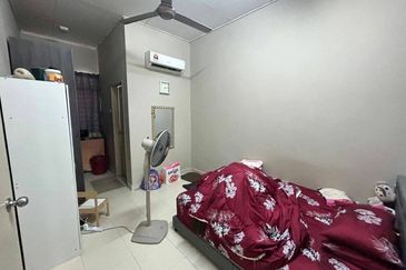 Single Storey Terrace Felicia Bandar Putera 2, Klang FOR SALE!