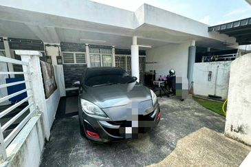 Single Storey Terrace Felicia Bandar Putera 2, Klang FOR SALE!