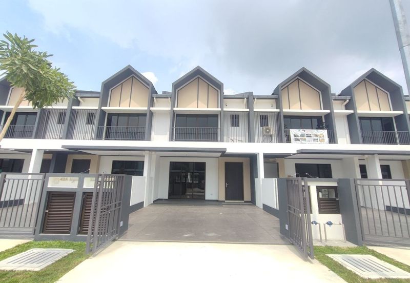 BRAND NEW Lyra 2 @ Bandar Bukit Raja