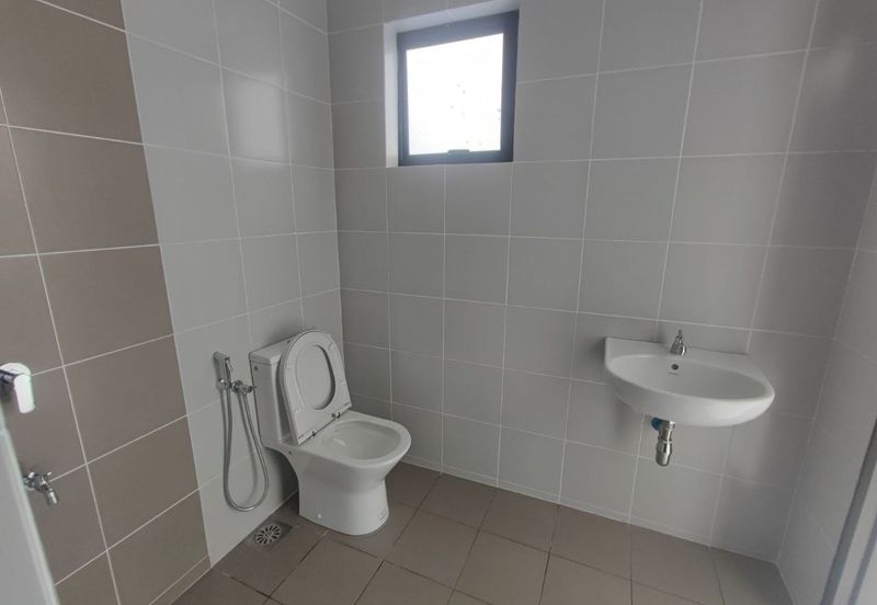 BRAND NEW Lyra 2 @ Bandar Bukit Raja