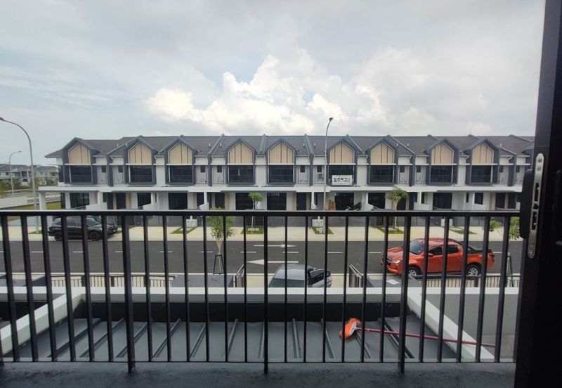 BRAND NEW Lyra 2 @ Bandar Bukit Raja