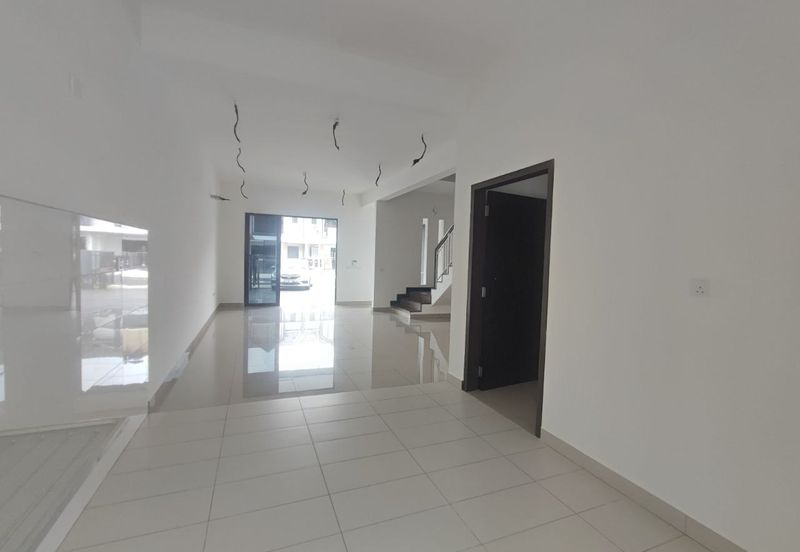 BRAND NEW Lyra 2 @ Bandar Bukit Raja