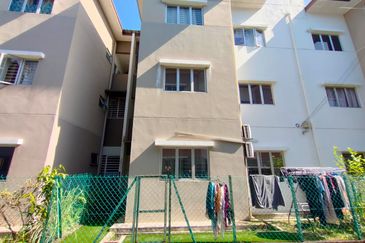 Ground Floor Townhouse Laman Impian, Bandar Botanic, Klang