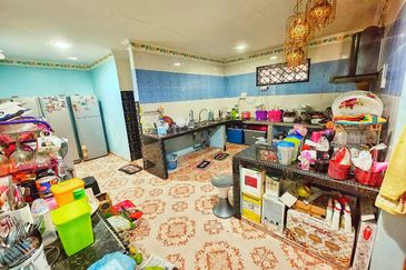 RENO SEMI D TAMAN TERATAI MAHSAN BAHAU