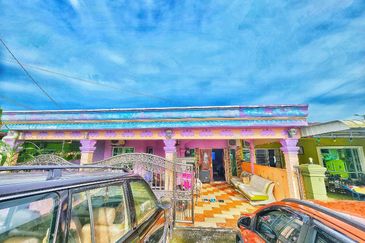 RENO SEMI D TAMAN TERATAI MAHSAN BAHAU