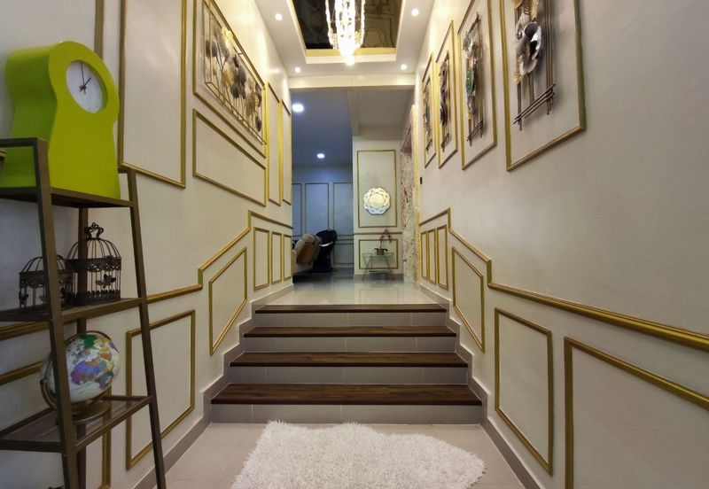 Puncak Pinggiran Putra