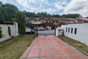 Double Storey Terrace 24x75, Taman Lestari Perdana LP2, Seri Kembangan