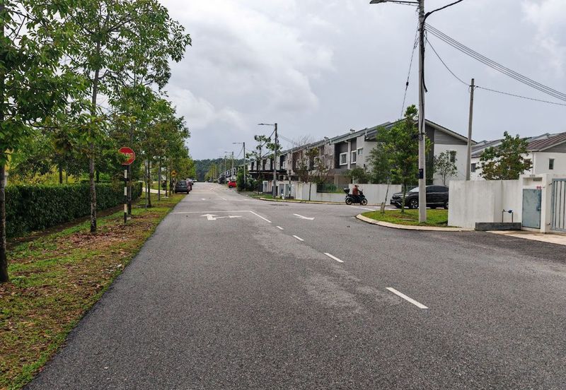 Laman Haris @ Eco Grandeur