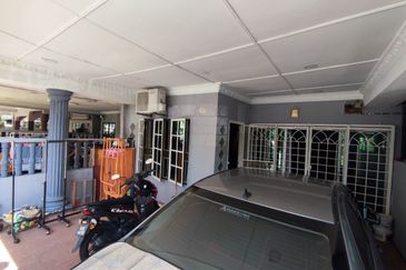 Taman Dato Hormat, Telok Panglima Garang