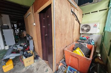 Single Storey Terrace Factory, Kawasan Perindustrian Saujana Indah, Shah Alam