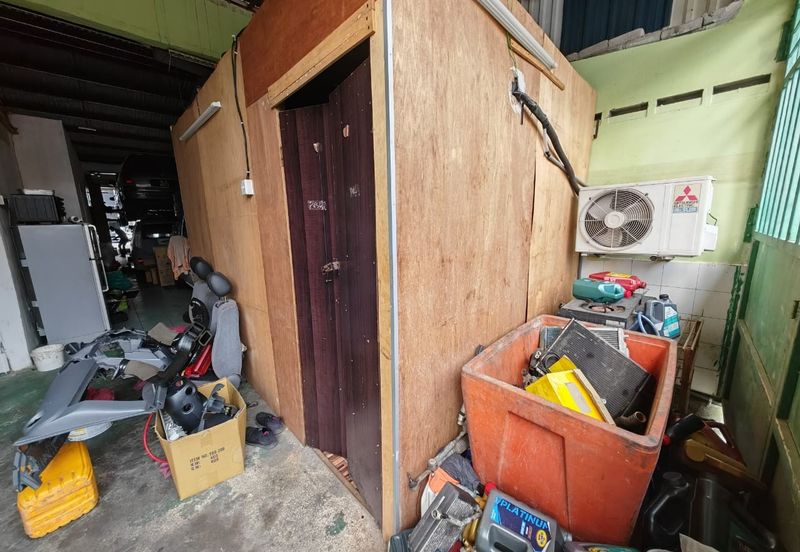 Single Storey Terrace Factory, Kawasan Perindustrian Saujana Indah, Shah Alam