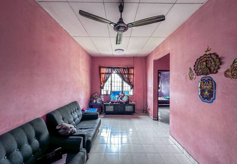 END LOT Apartment Seri Ixora Seksyen 27, Shah Alam 