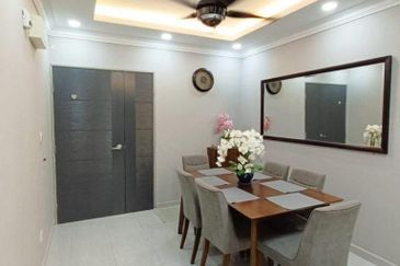 Residensi Laguna Biru 2