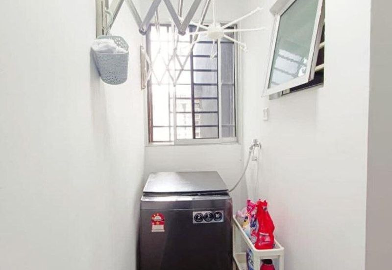 Residensi Laguna Biru 2