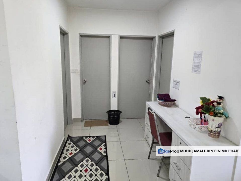 Sentrovue Block B Service Apartment, Puncak Alam FOR SALE!, Selangor, Bandar Puncak Alam