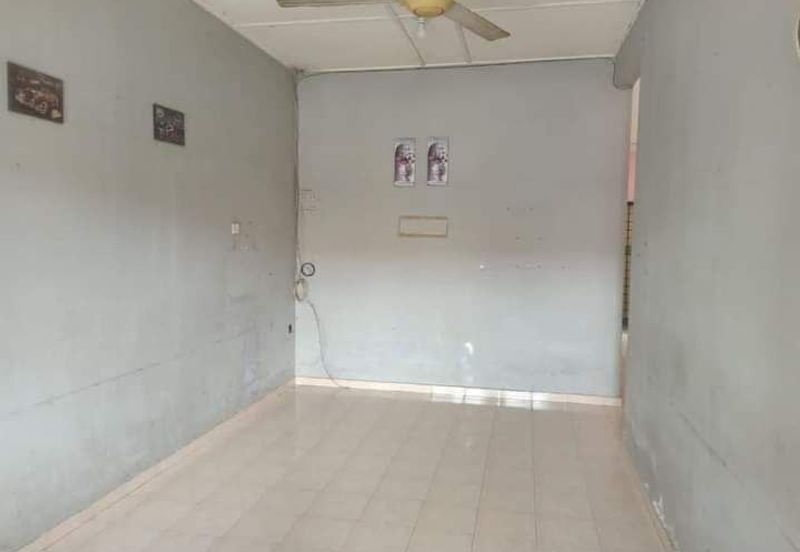 TAMAN PINGGIRAN FELDA GEMAS NEGERI SEMBILAN 