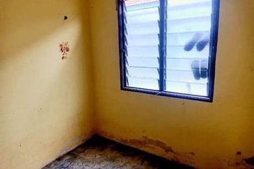 TAMAN PINGGIRAN FELDA GEMAS NEGERI SEMBILAN 