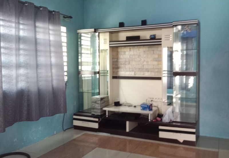 1.5 storey Semi D Taman Kasih Putera, Bahau 