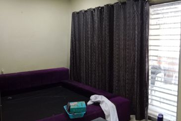 1.5 storey Semi D Taman Kasih Putera, Bahau 