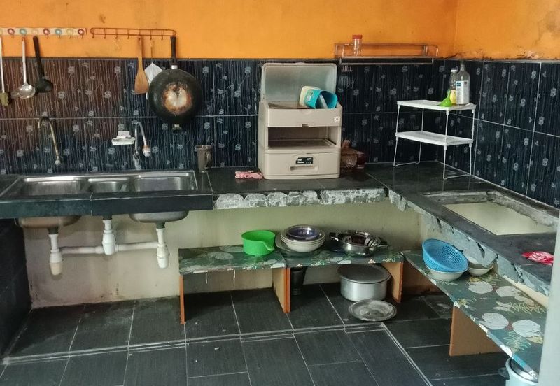 1.5 storey Semi D Taman Kasih Putera, Bahau 