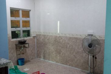 1.5 storey Semi D Taman Kasih Putera, Bahau 