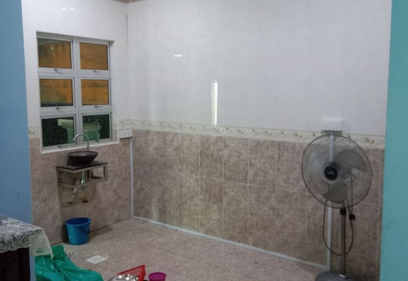 1.5 storey Semi D Taman Kasih Putera, Bahau 