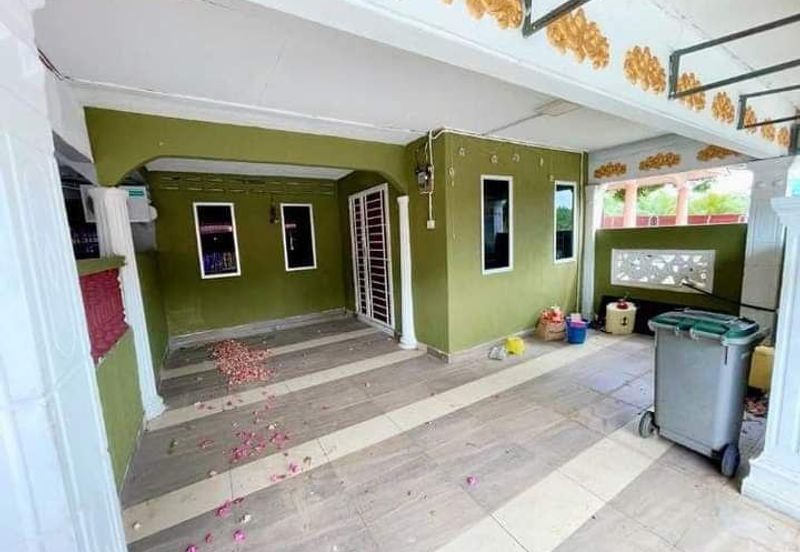 SINGLE STOREY TAMAN MEGAH MAHSAN, BAHAU (Non Bumi)