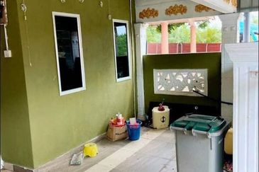 SINGLE STOREY TAMAN MEGAH MAHSAN, BAHAU (Non Bumi)