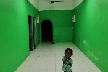 SINGLE STOREY TAMAN MEGAH MAHSAN, BAHAU (Non Bumi)