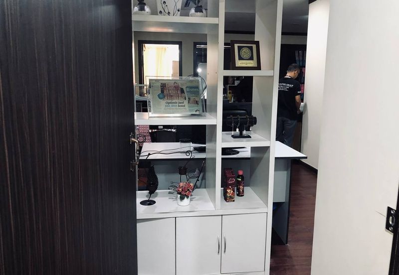 Office @ Pusat Perniagaan Worldwide, Seksyen 13, Shah Alam